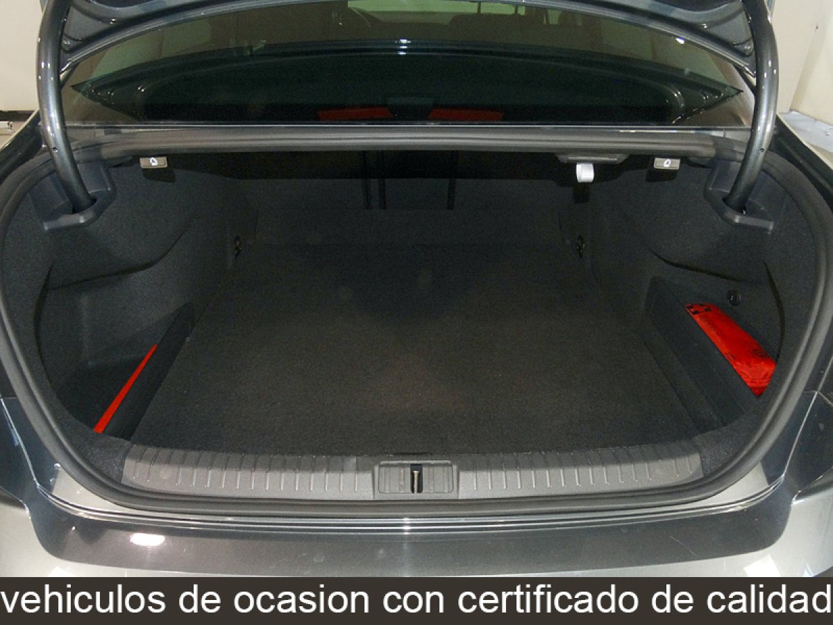 Foto Volkswagen Passat 8