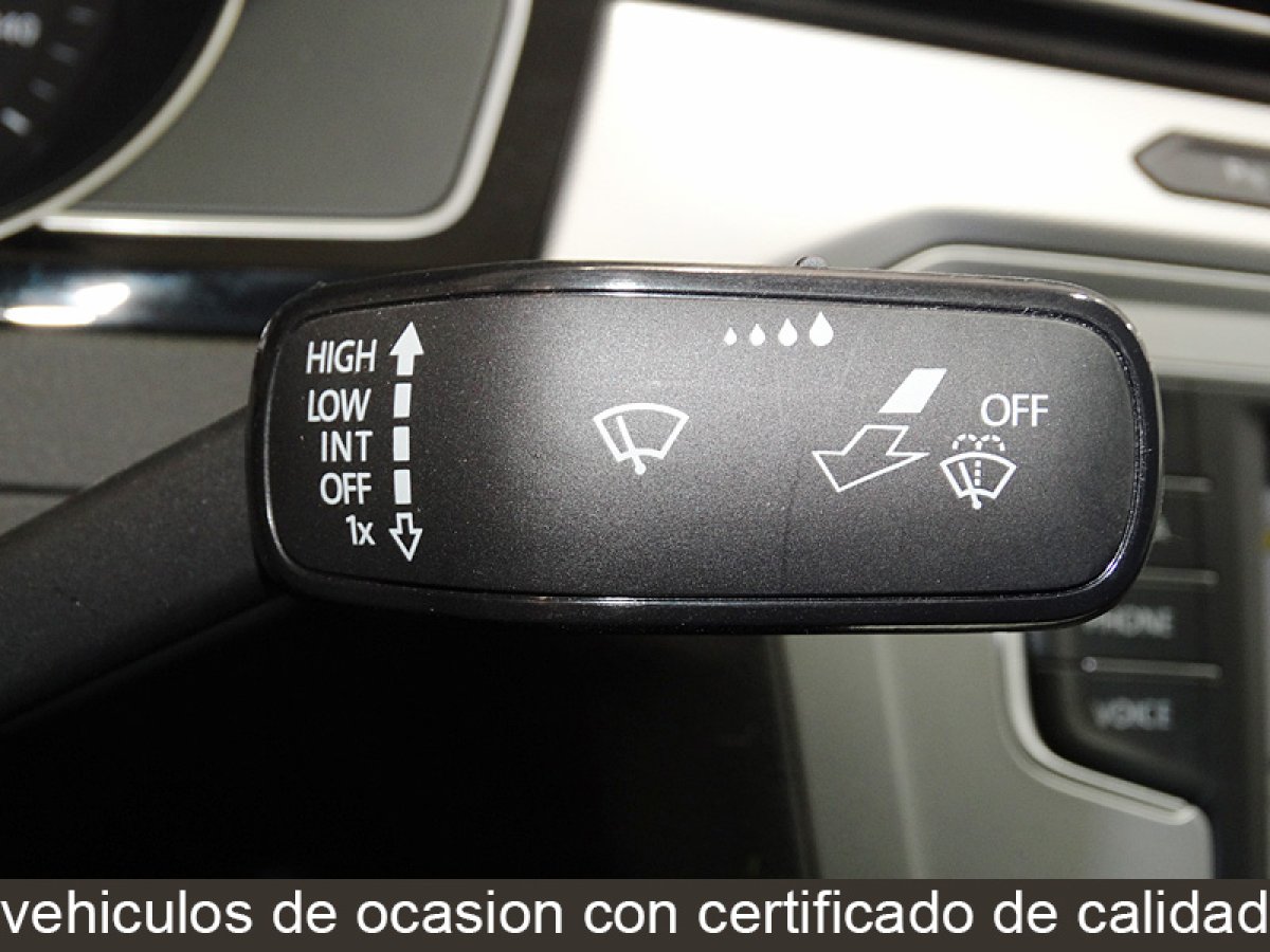 Foto Volkswagen Passat 34