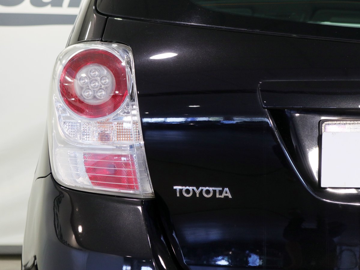 Foto Toyota Verso 10