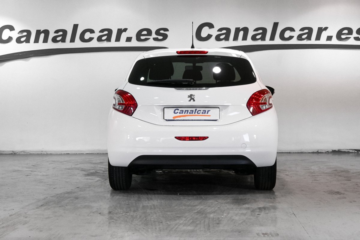 Foto Peugeot 208 6