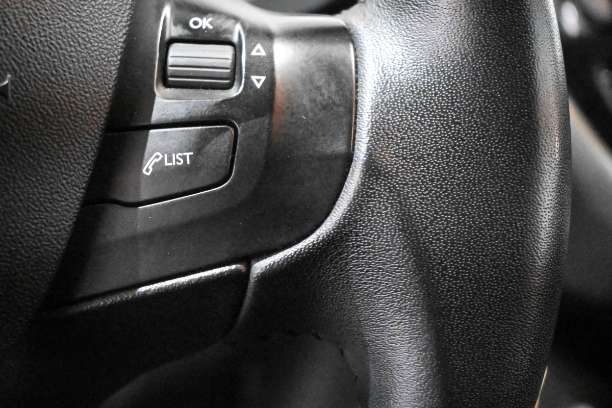 Foto Peugeot 208 29