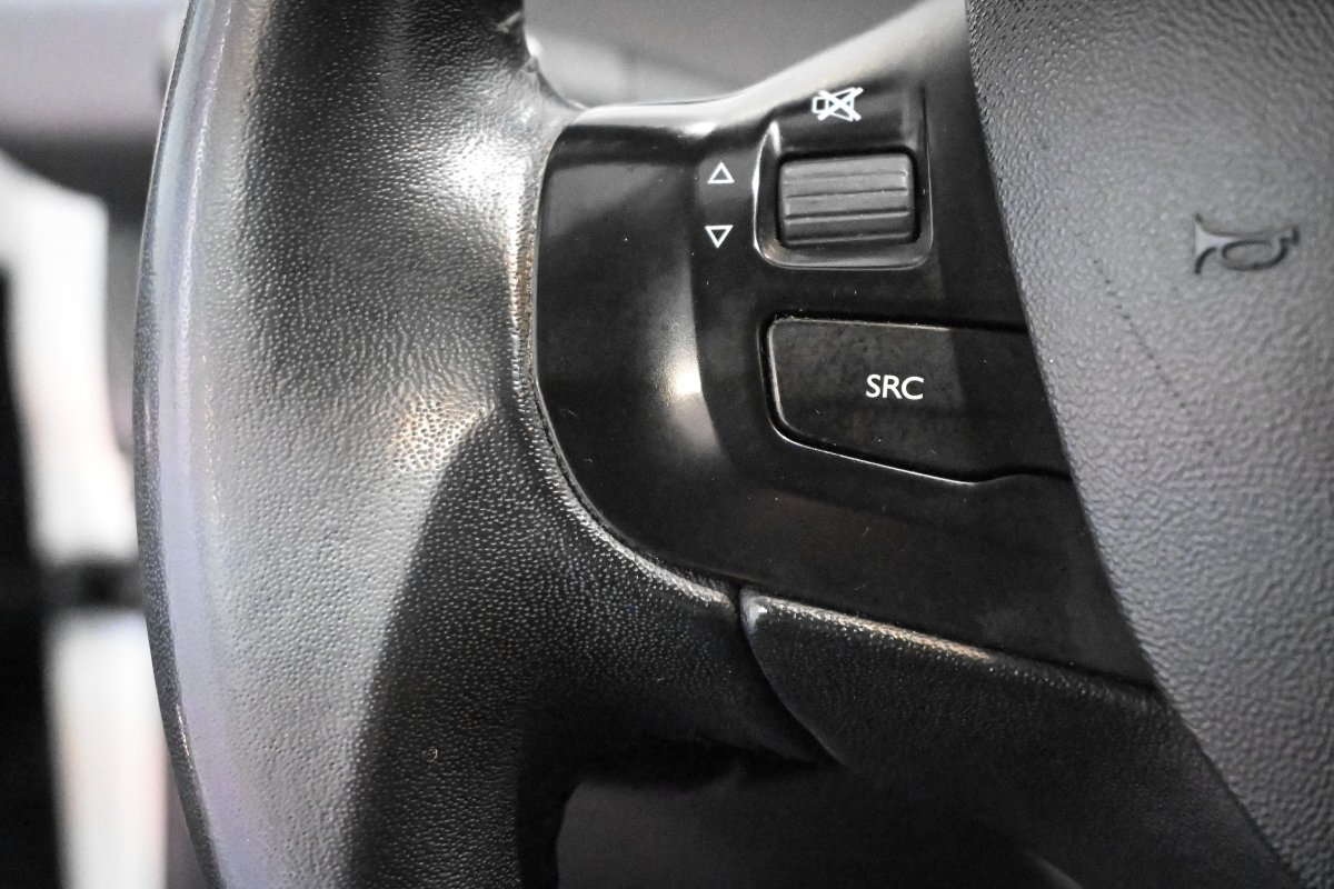 Foto Peugeot 208 28