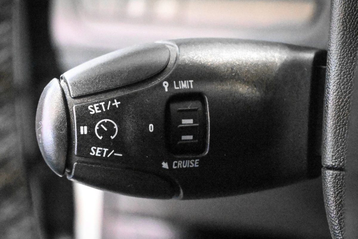 Foto Peugeot 208 27