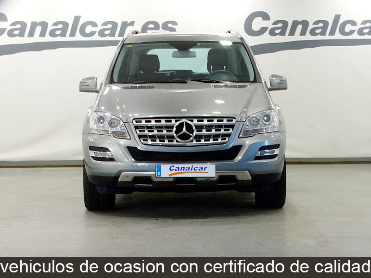 Foto Mercedes-Benz ML 300 4