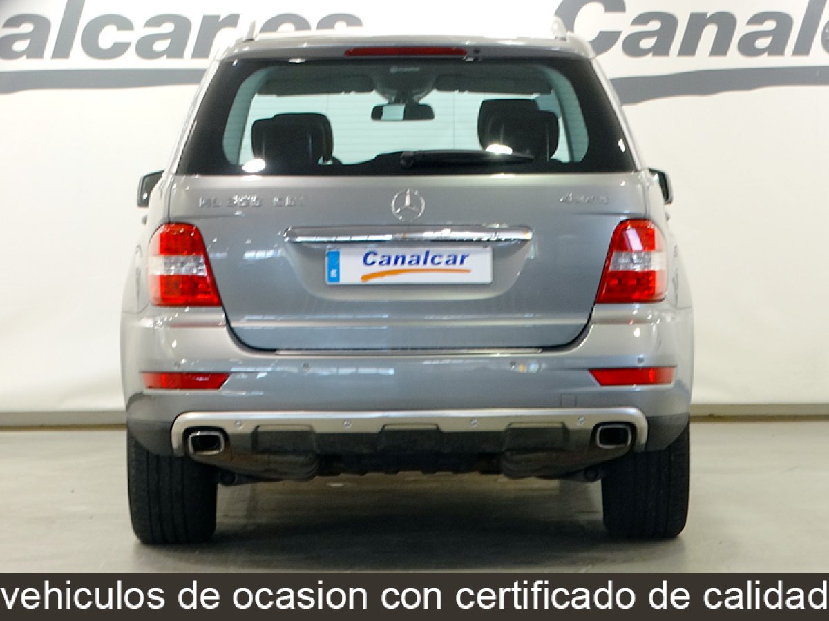 Foto Mercedes-Benz ML 300 7