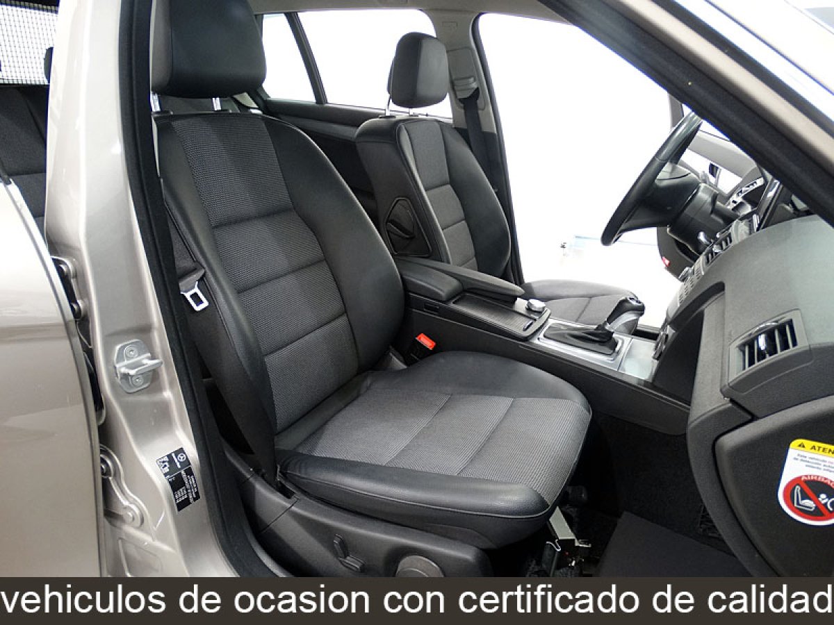 Foto Mercedes-Benz C 200 20