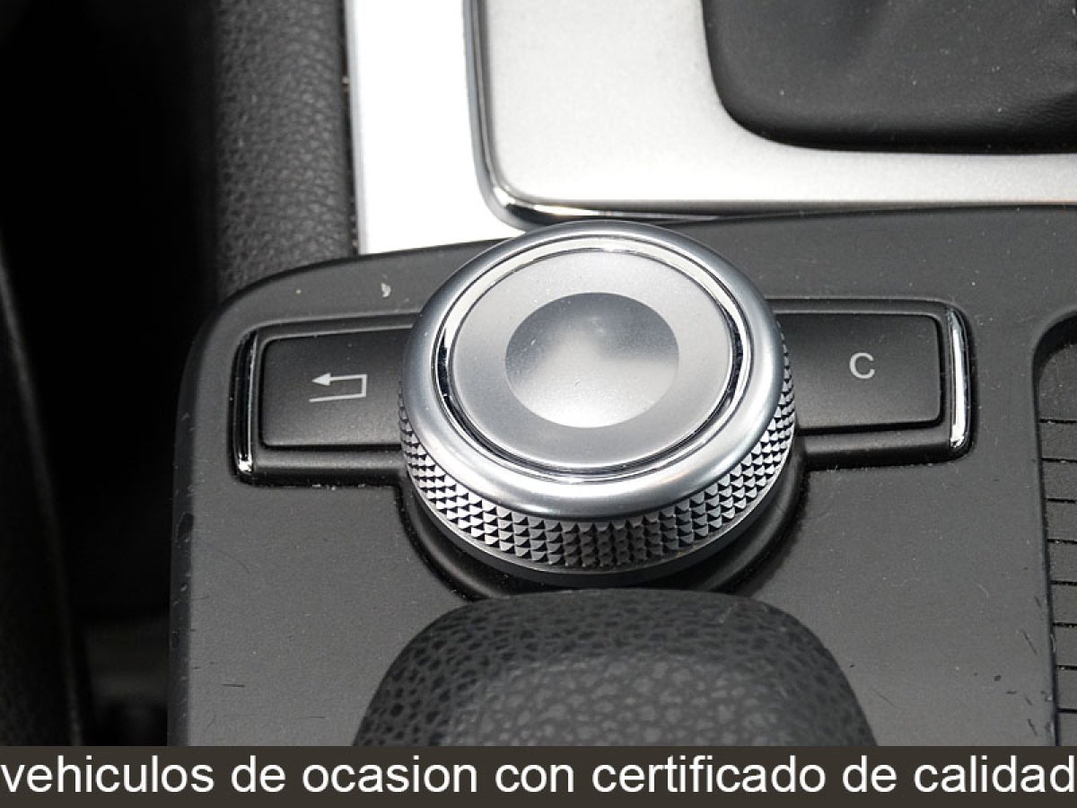 Foto Mercedes-Benz C 200 25