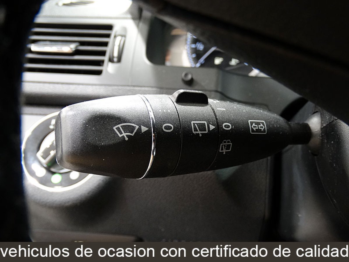 Foto Mercedes-Benz C 200 28