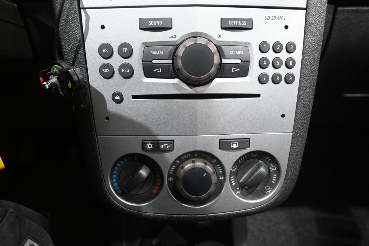 Foto Opel Corsa 15