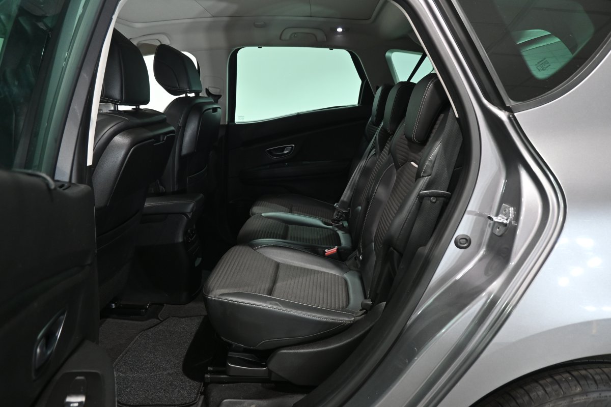 Foto Renault Scenic 11