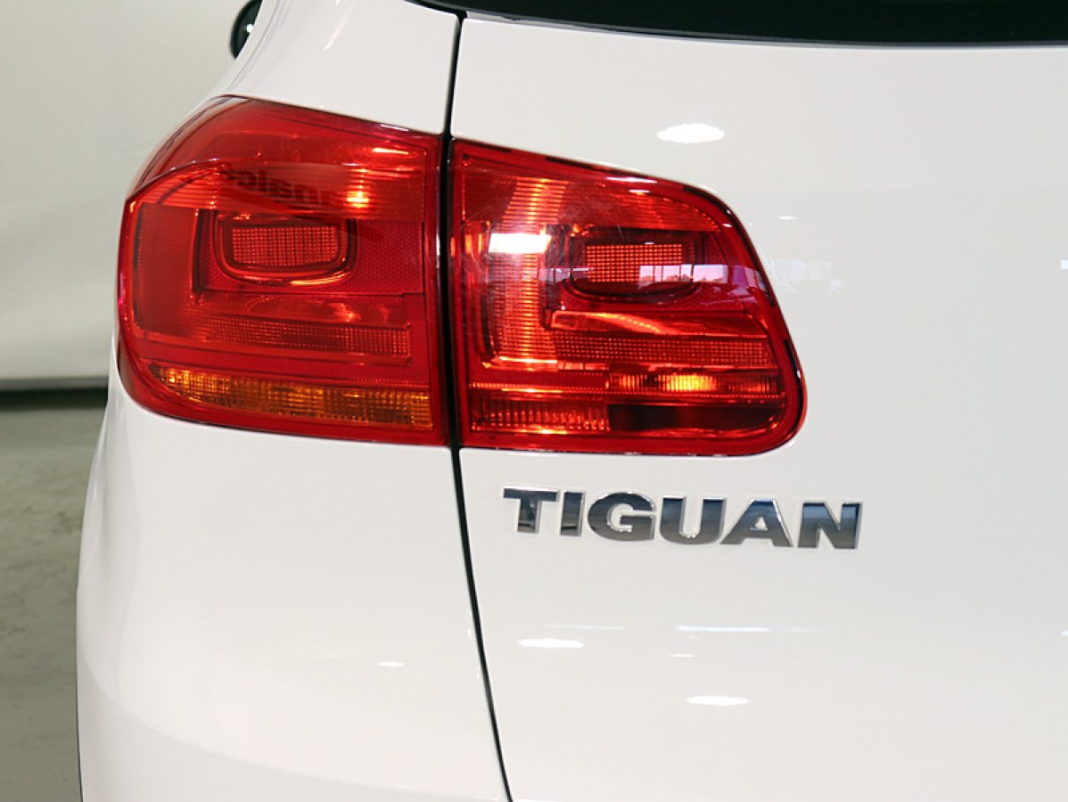 Foto Volkswagen Tiguan 9