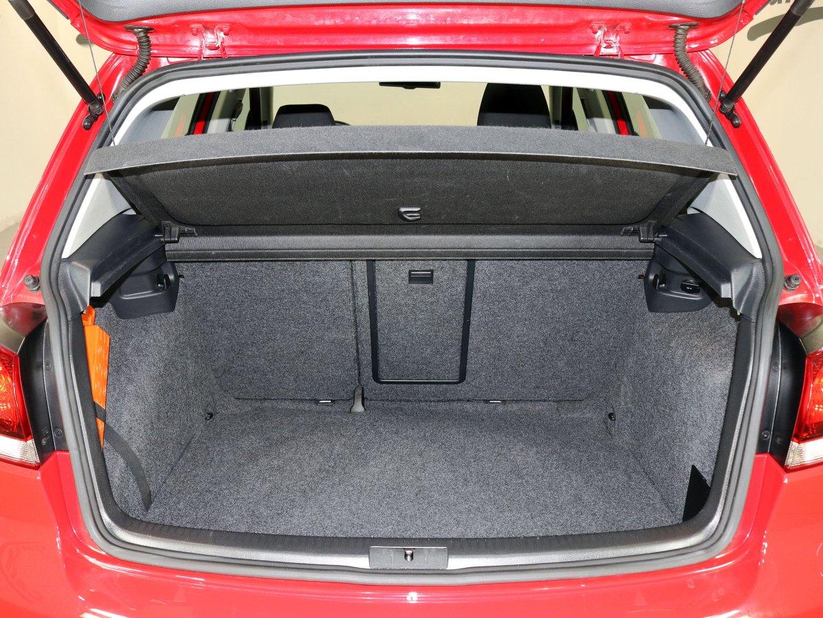 Foto Volkswagen Golf 8