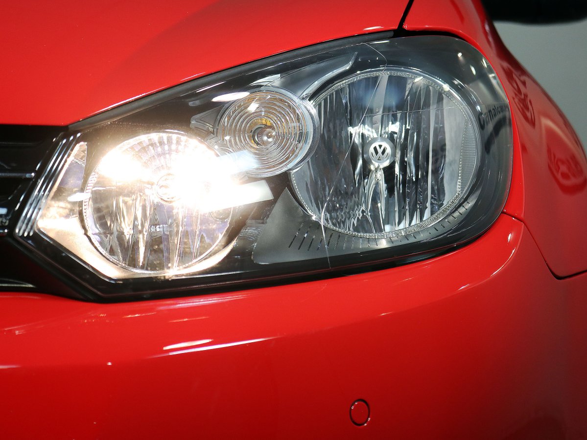 Foto Volkswagen Golf 12