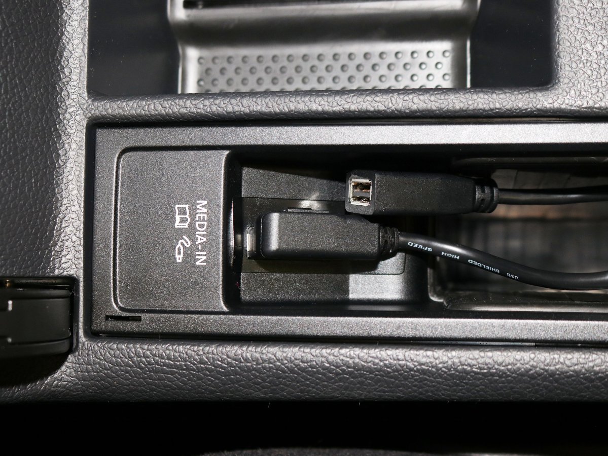 Foto Volkswagen Golf 23