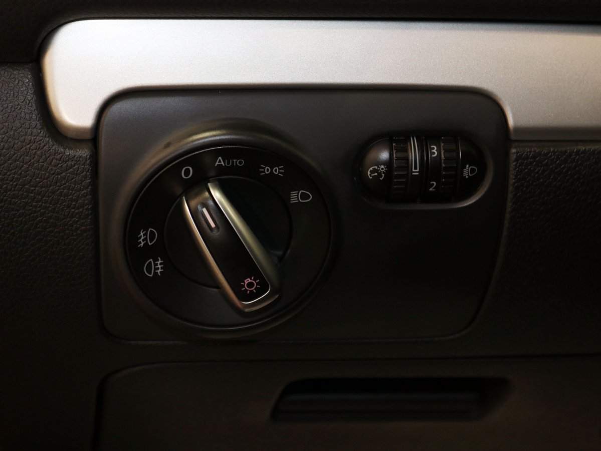 Foto Volkswagen Golf 27