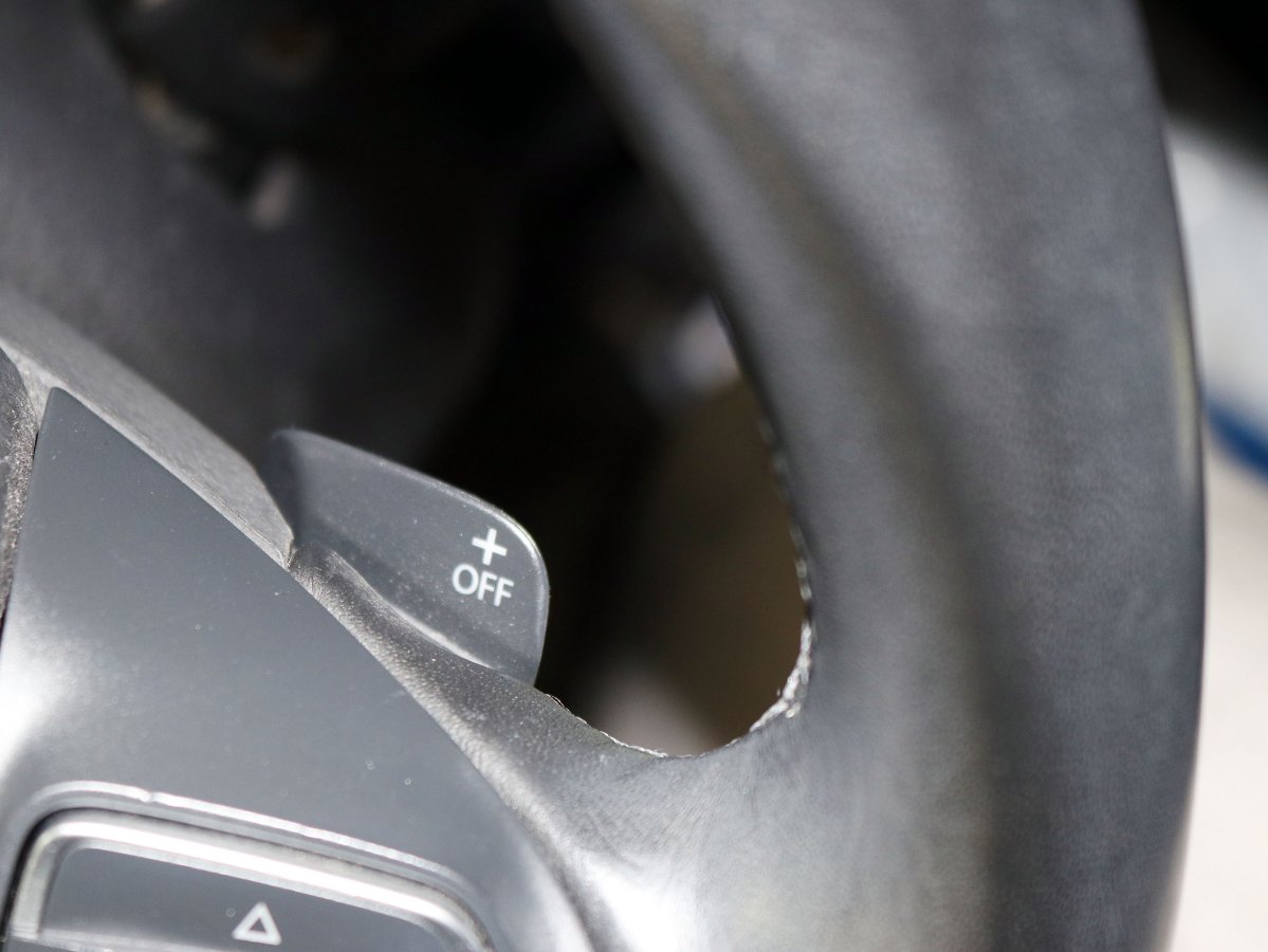 Foto Volkswagen Golf 33