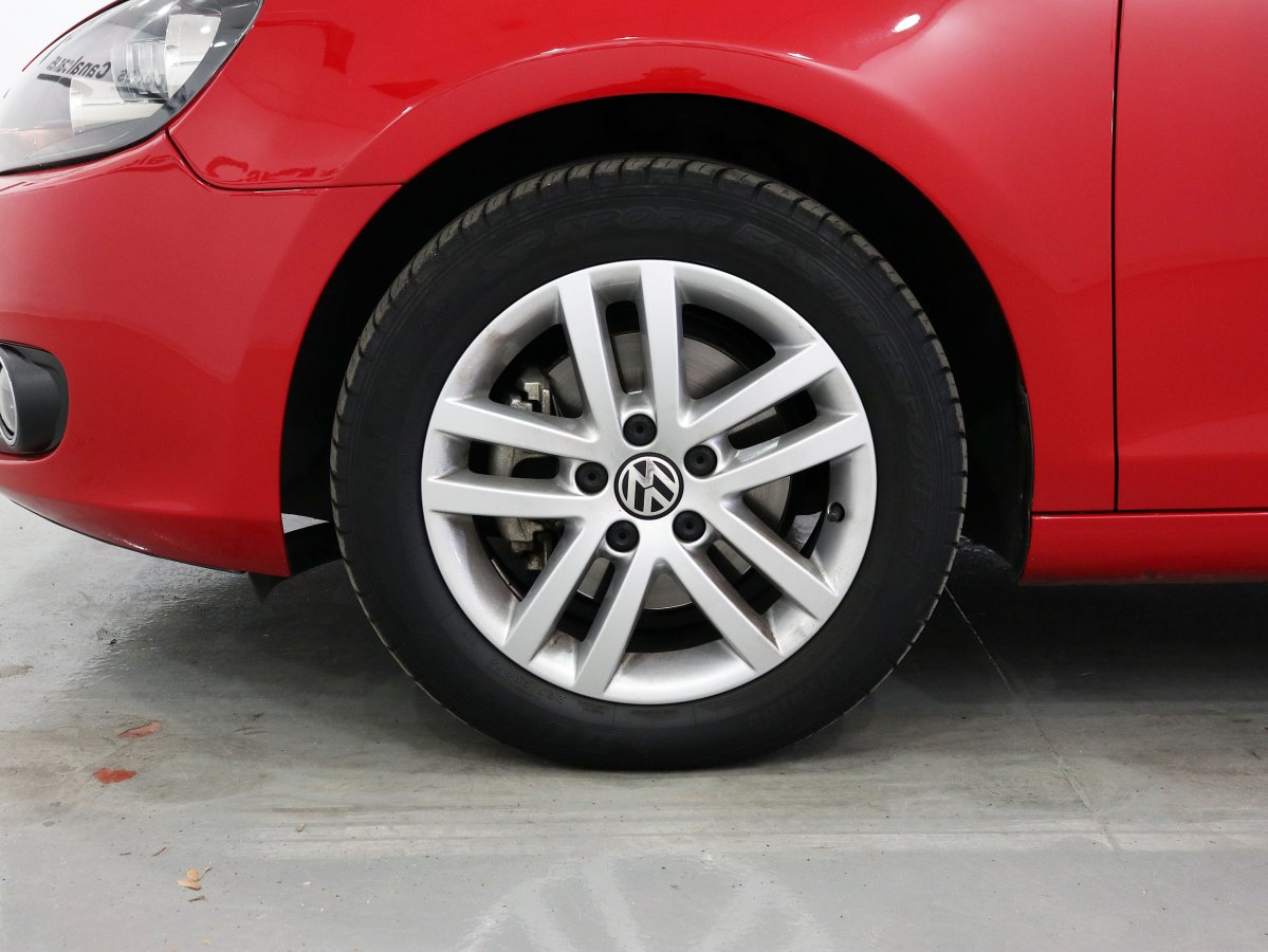 Foto Volkswagen Golf 34