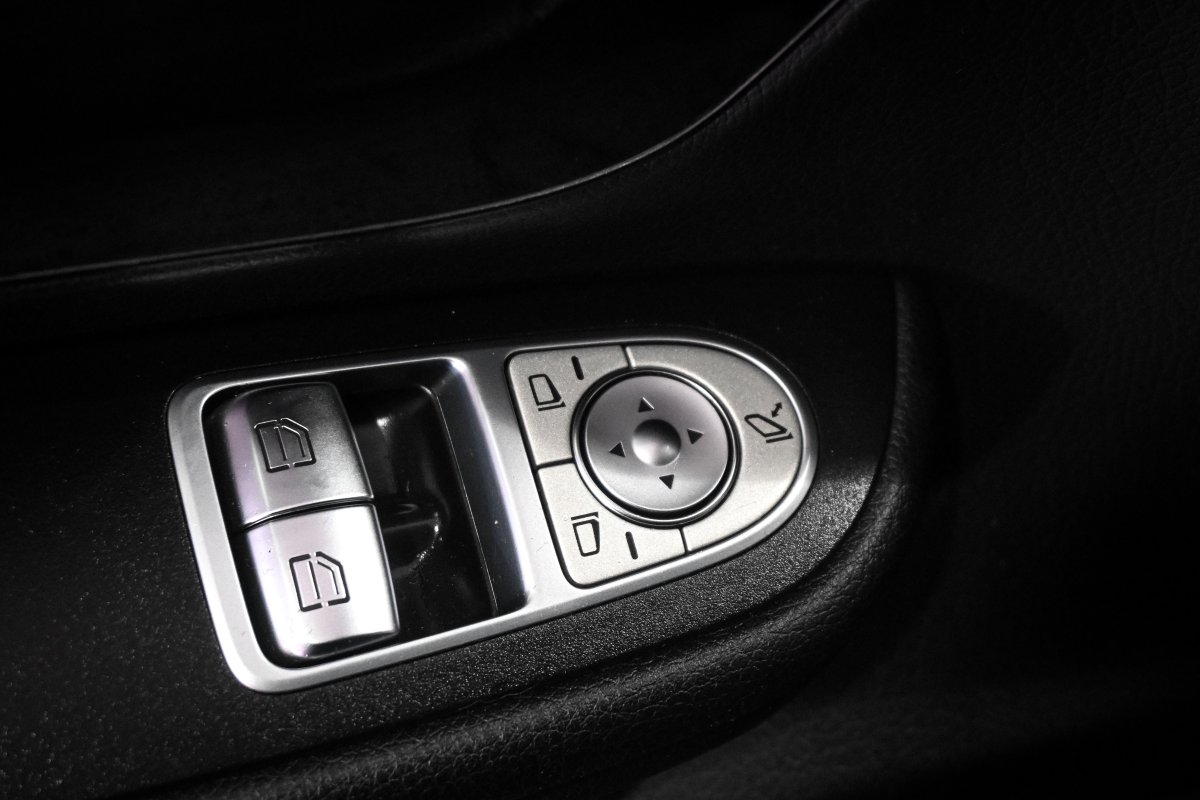 Foto Mercedes-Benz Clase V 30