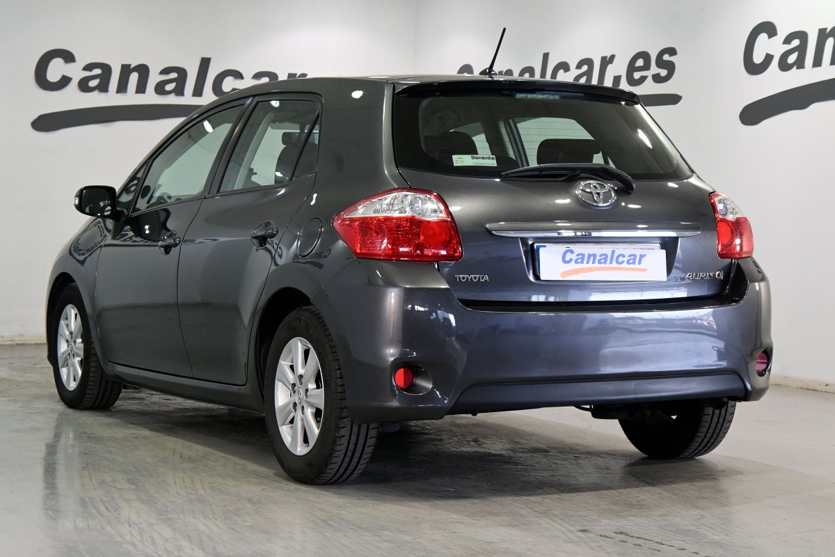 Foto Toyota Auris 10