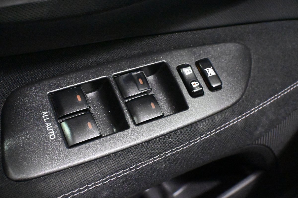 Foto Toyota Auris 16
