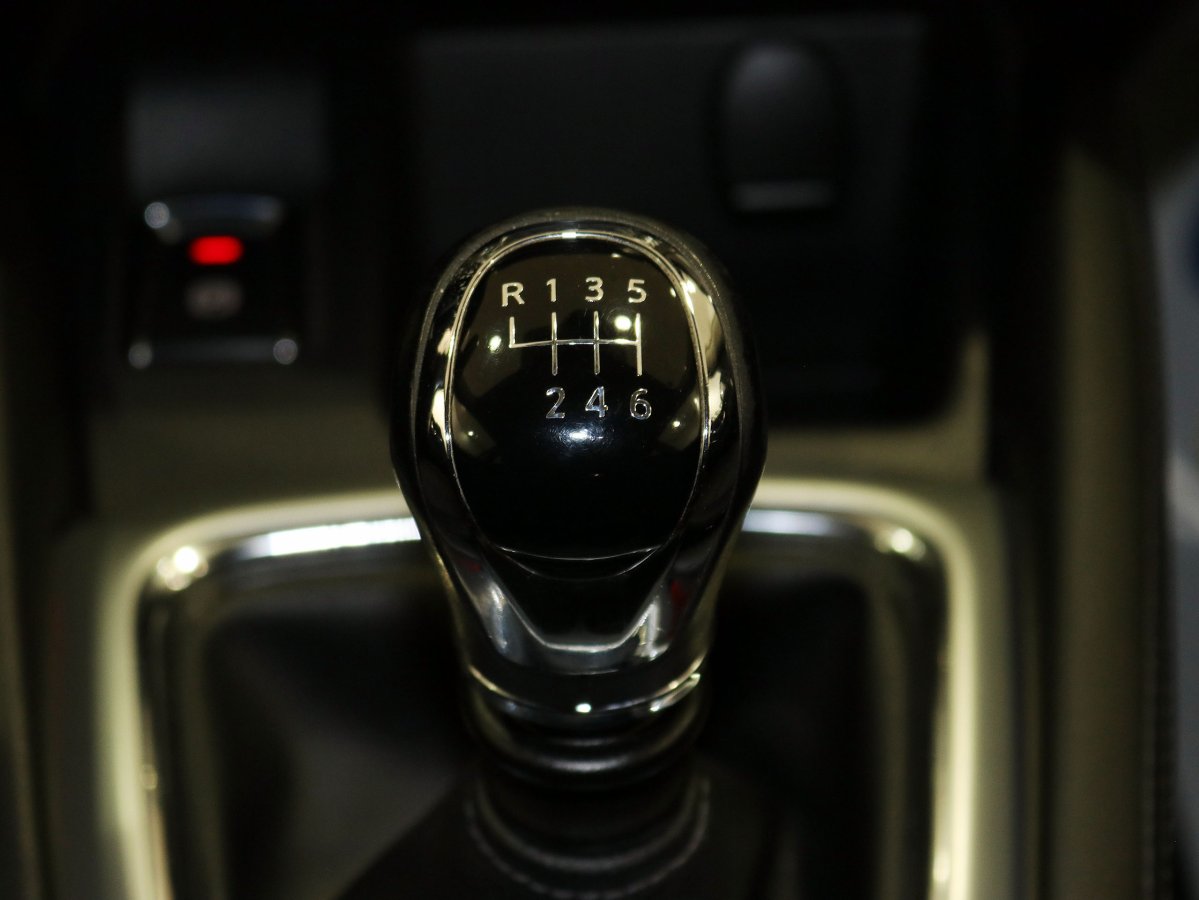 Foto Nissan Qashqai 24