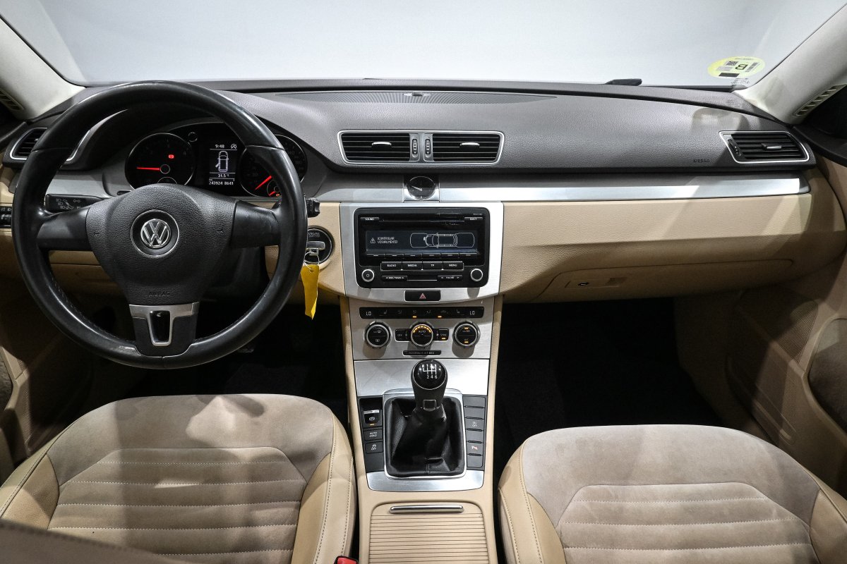 Foto Volkswagen Passat 18