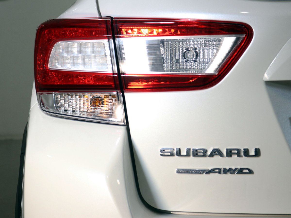 Foto Subaru XV 10