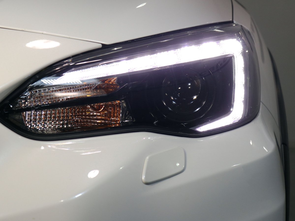 Foto Subaru XV 12