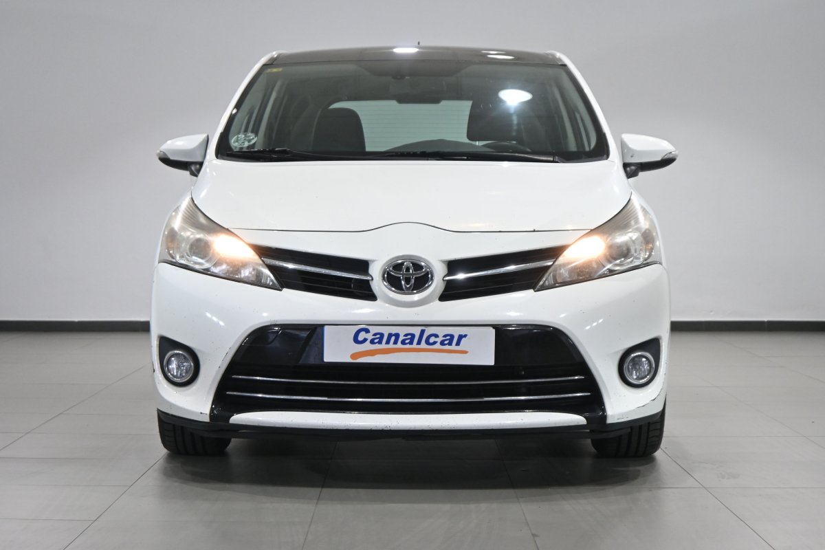 Foto Toyota Verso 2