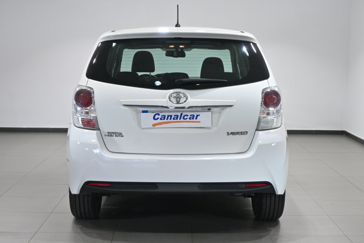 Foto Toyota Verso 5