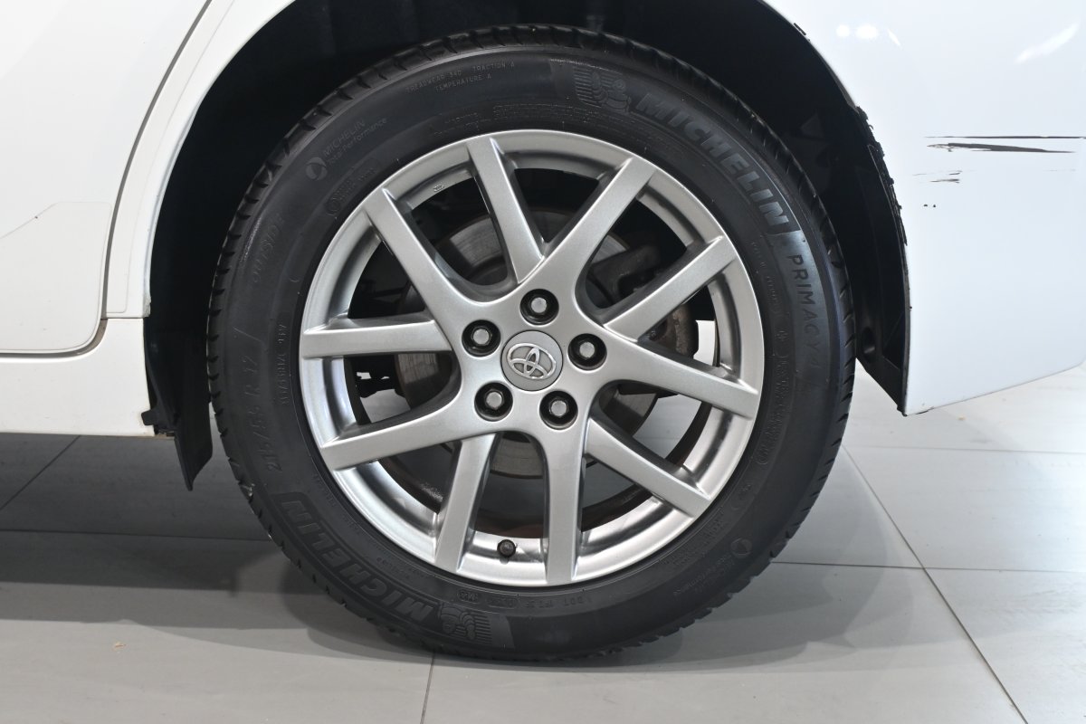 Foto Toyota Verso 31