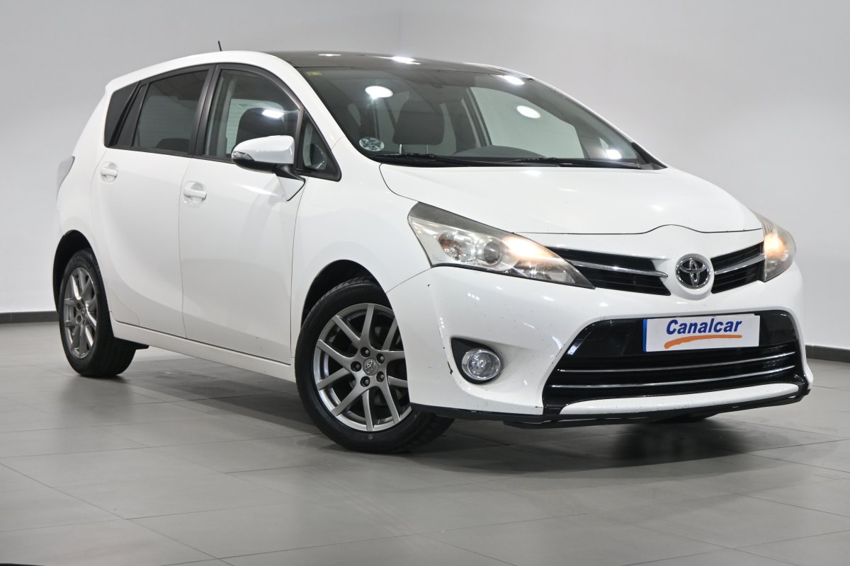 Foto Toyota Verso 3