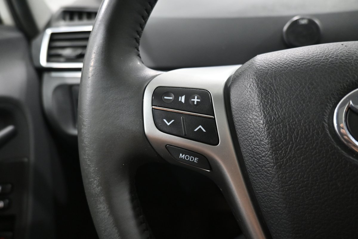 Foto Toyota Verso 24