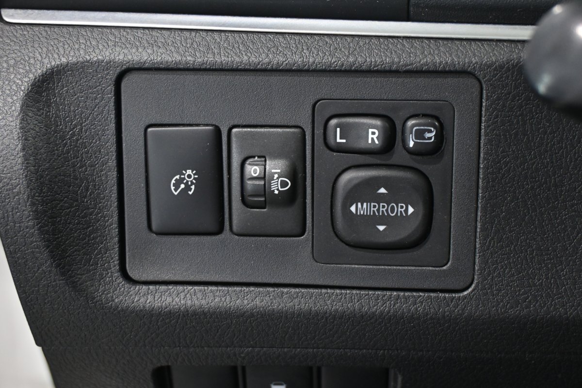 Foto Toyota Verso 28