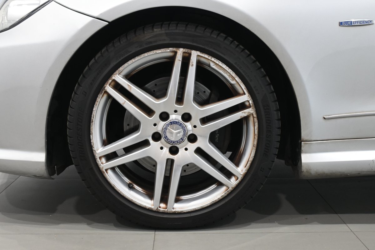 Foto Mercedes-Benz E 29