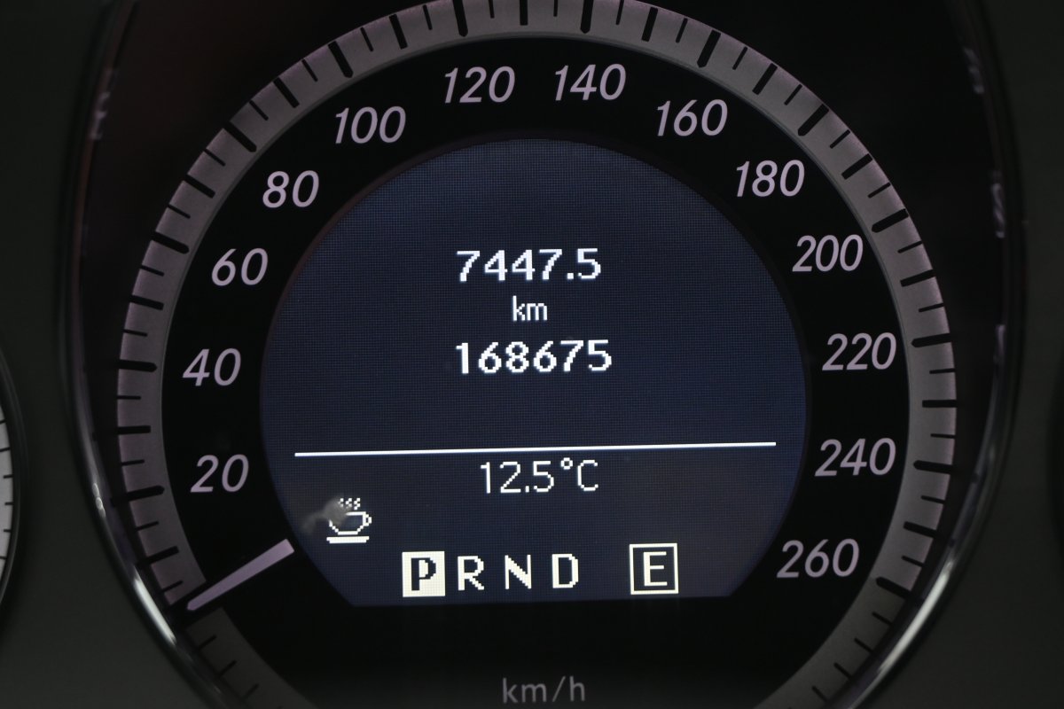 Foto Mercedes-Benz E 12