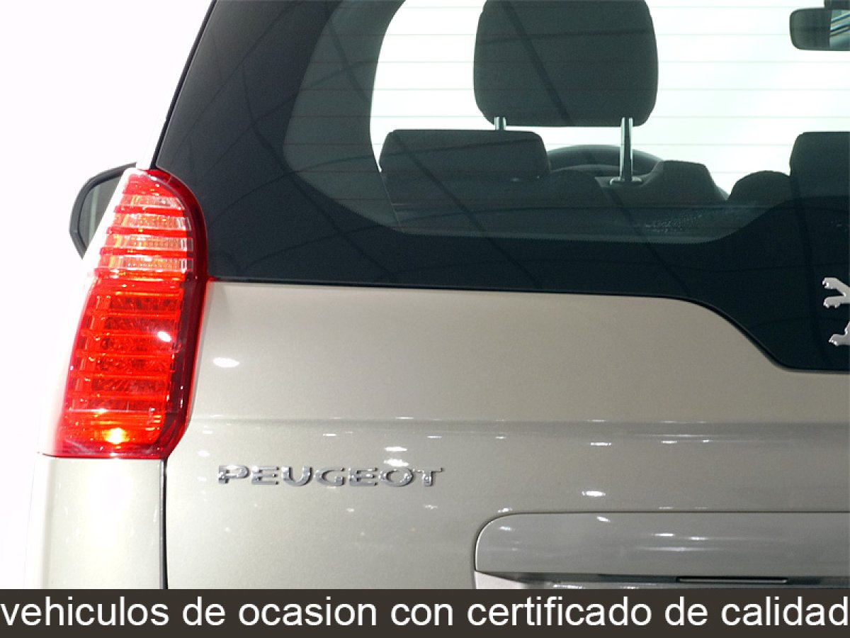 Foto Peugeot 5008 11