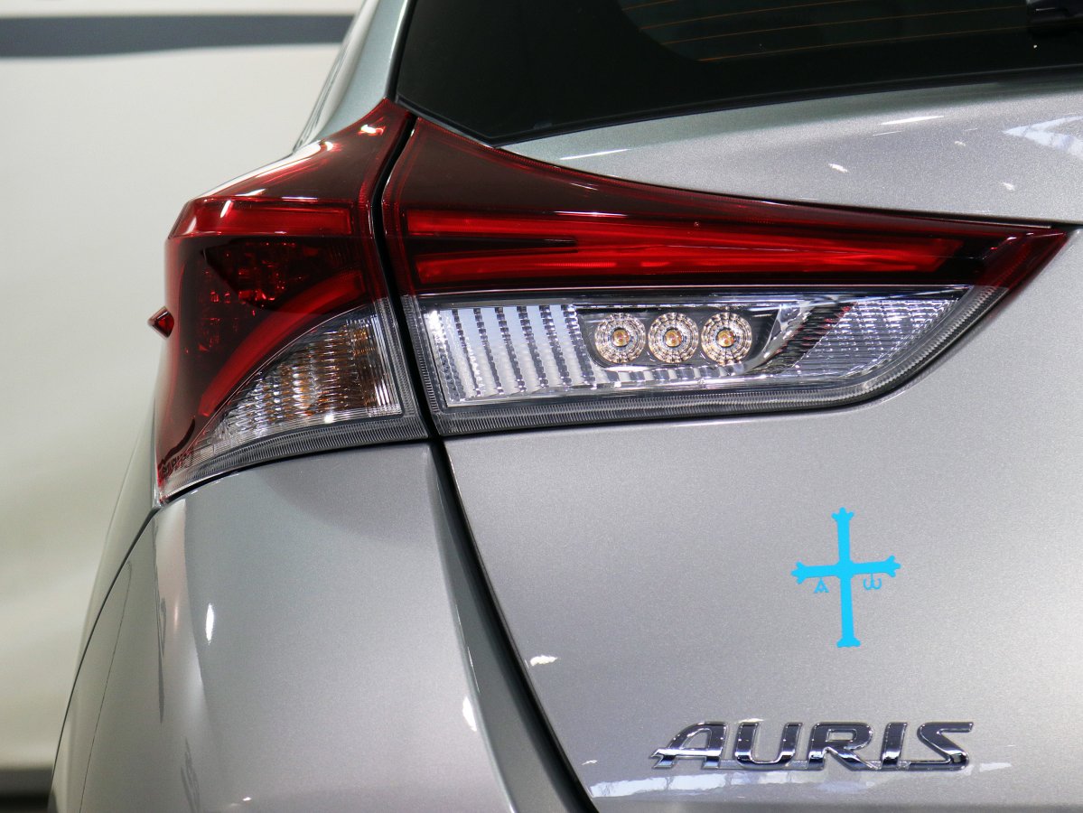 Foto Toyota Auris 9