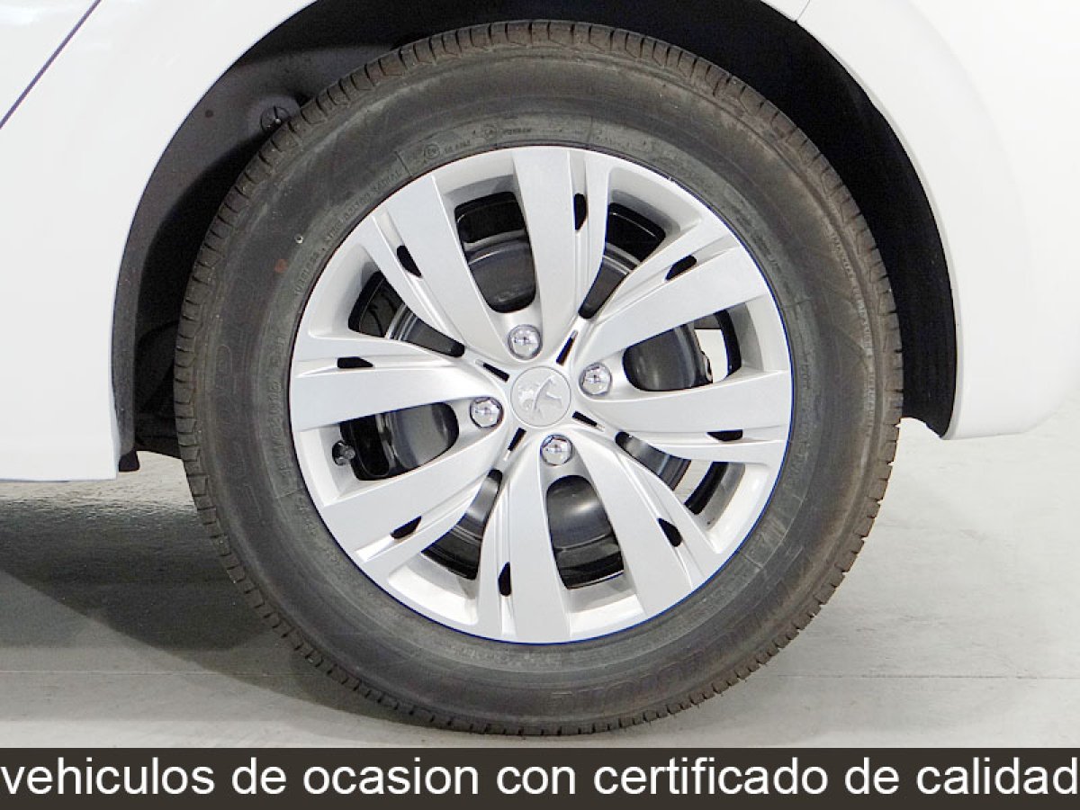 Foto Peugeot 208 15