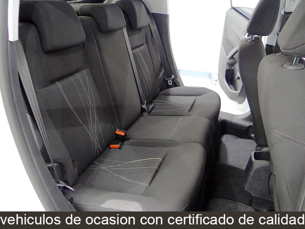 Foto Peugeot 208 23