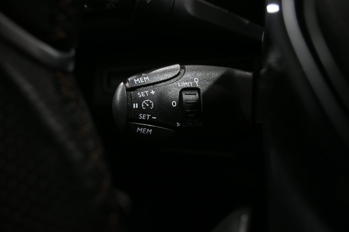 Foto Peugeot 5008 25