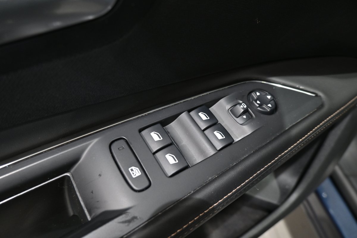 Foto Peugeot 5008 28
