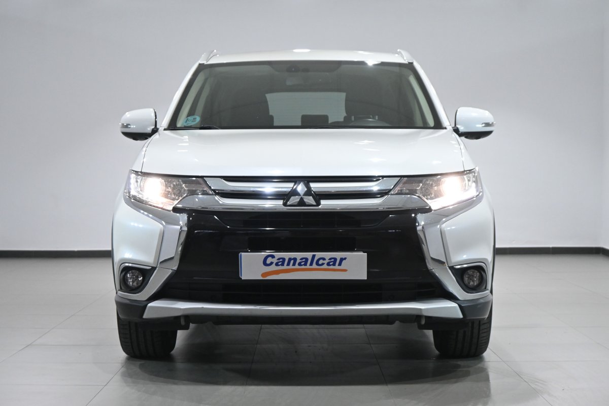 Foto Mitsubishi Outlander 2