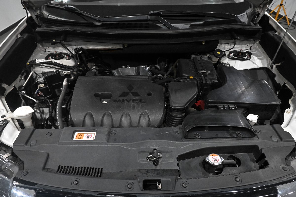 Foto Mitsubishi Outlander 7