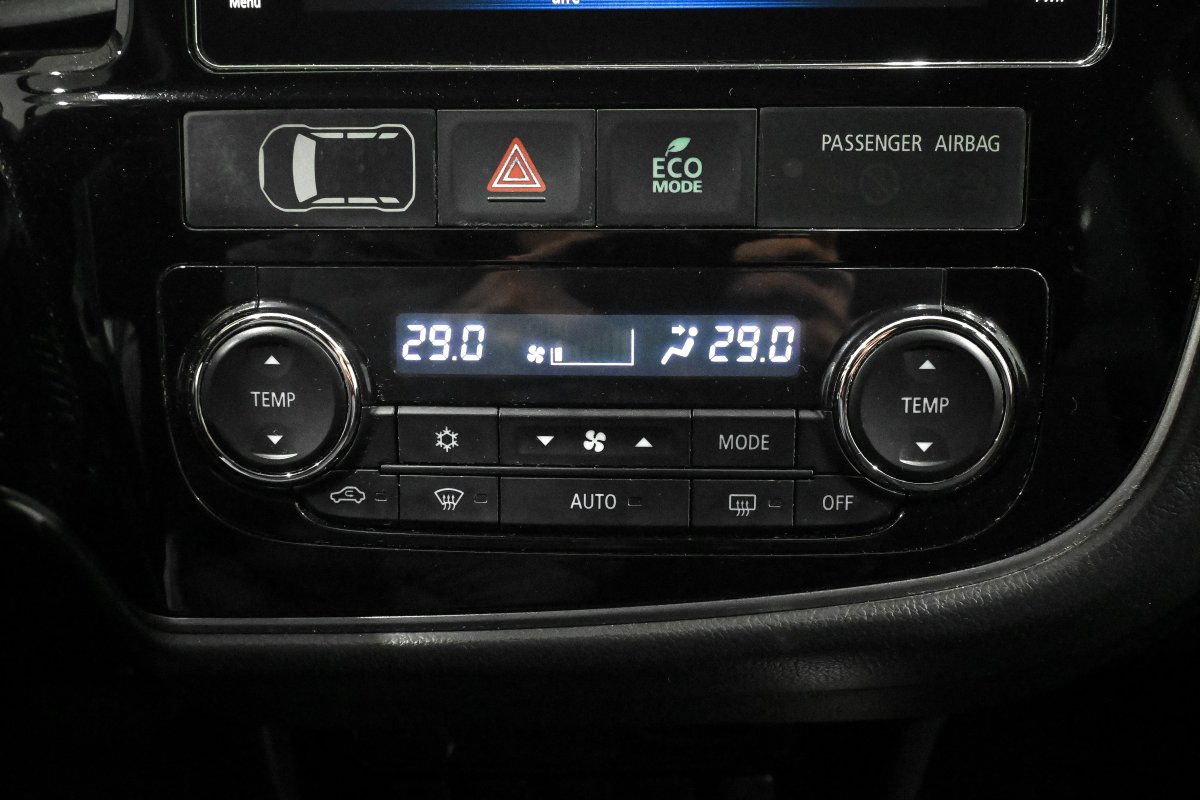 Foto Mitsubishi Outlander 17