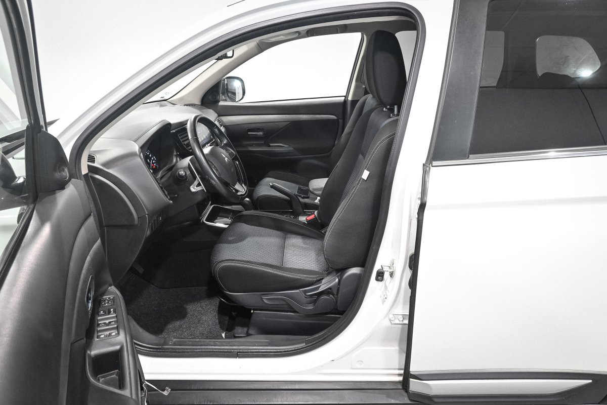 Foto Mitsubishi Outlander 10