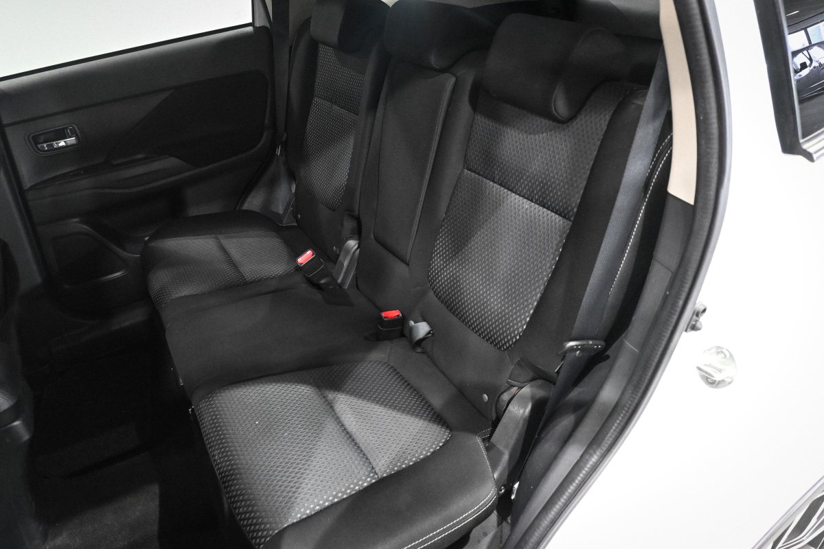 Foto Mitsubishi Outlander 11