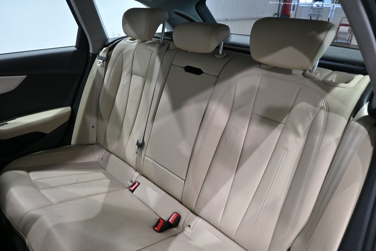 Foto Audi A4 12