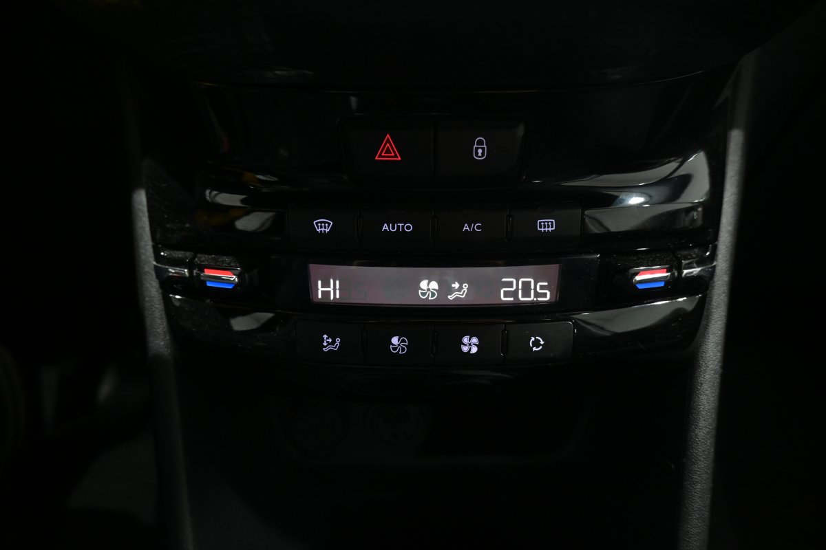 Foto Peugeot 2008 16