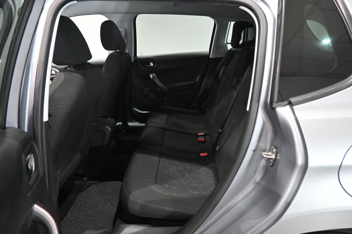 Foto Peugeot 2008 11